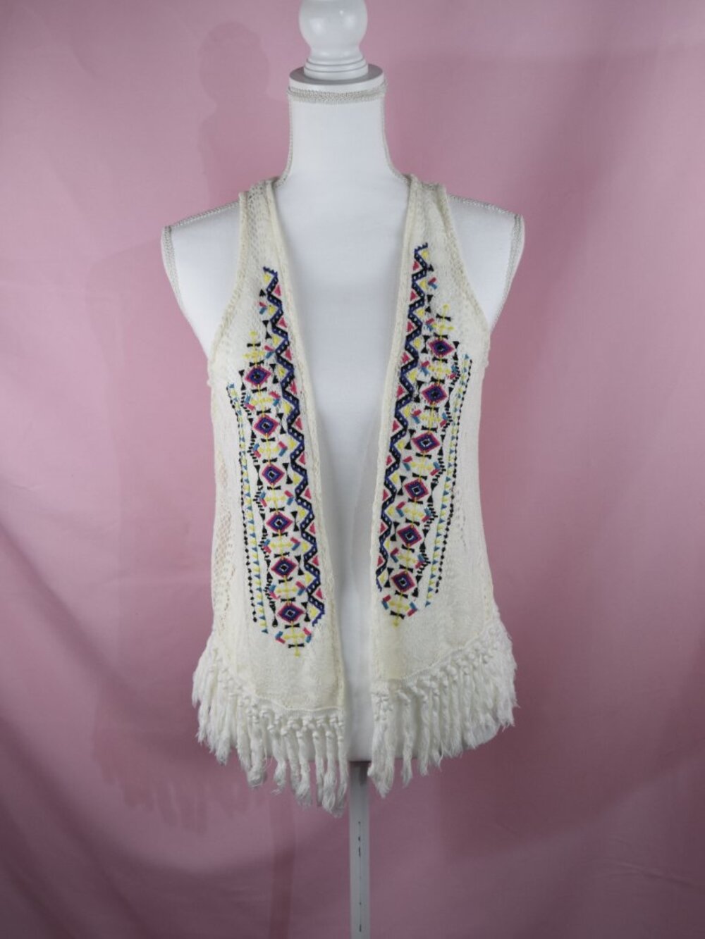 Eyeshadow Bohemian Crochet Fringe Vest with Colorful Aztec Embroidery | Size S/M